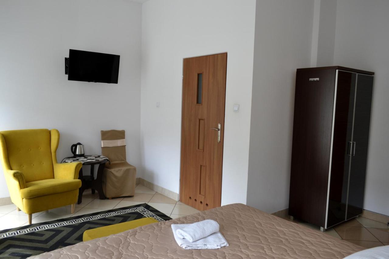 Hotel Piast Nysa Extérieur photo
