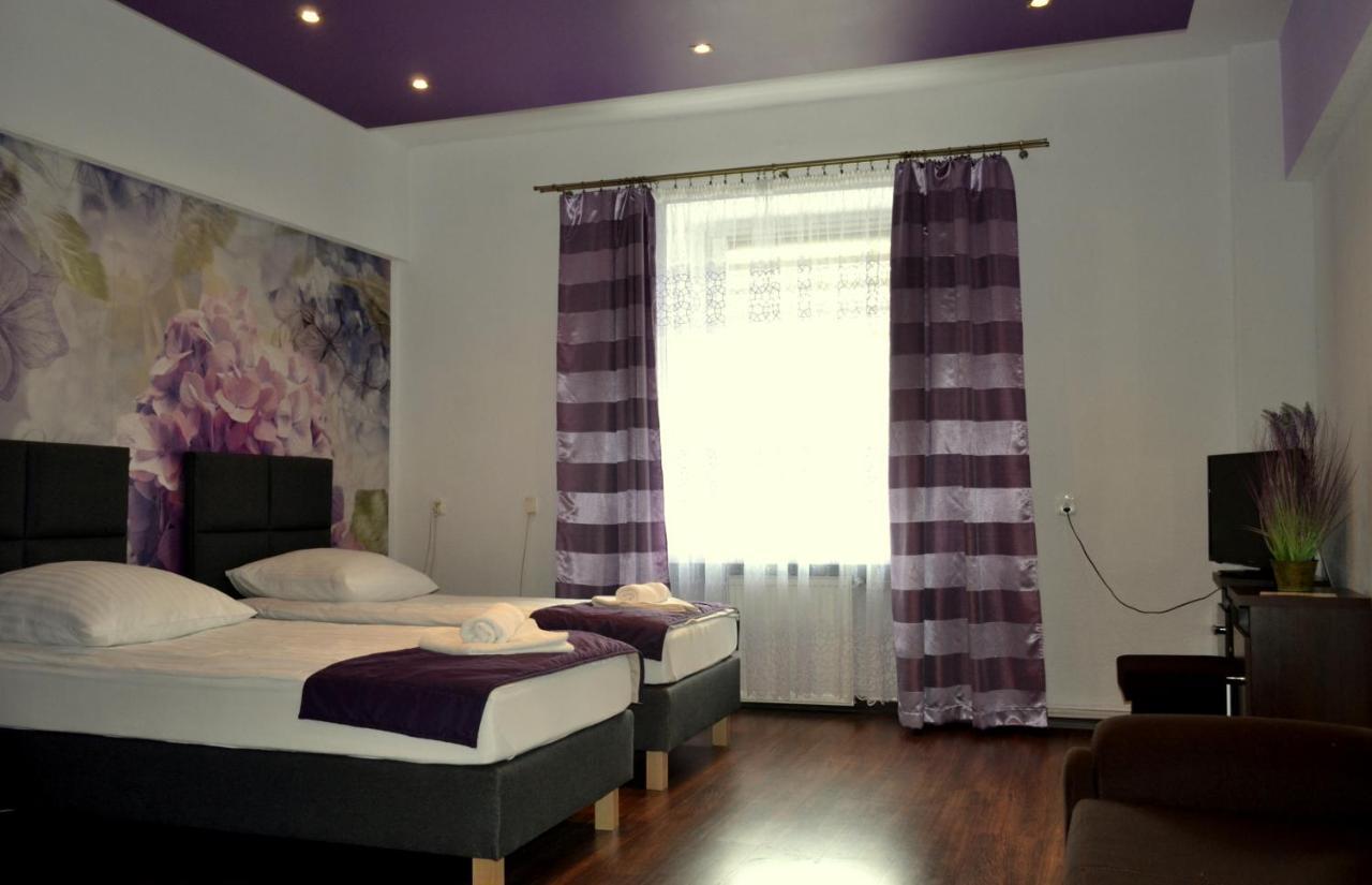 Hotel Piast Nysa Extérieur photo